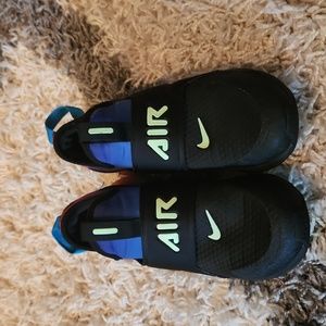 Youth Nike Air max 270 black Size 3.5